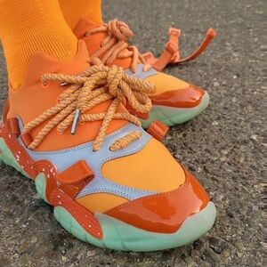 Wore them once ready to depart with them.